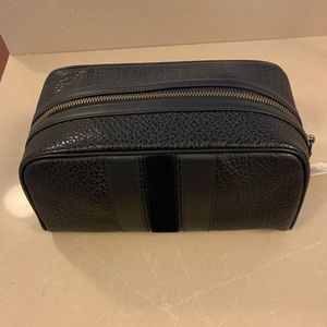 Coach Travel Kit. Varsity Suede Stripe/Blk Leather